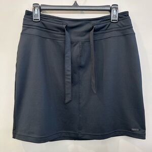 MERRELL OPTI WICK UPF 50+ WOMENS ATHLETIC SKIRT SIZE S Black